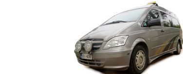 Henkilöauto-taksi inva- ja paarivarustein